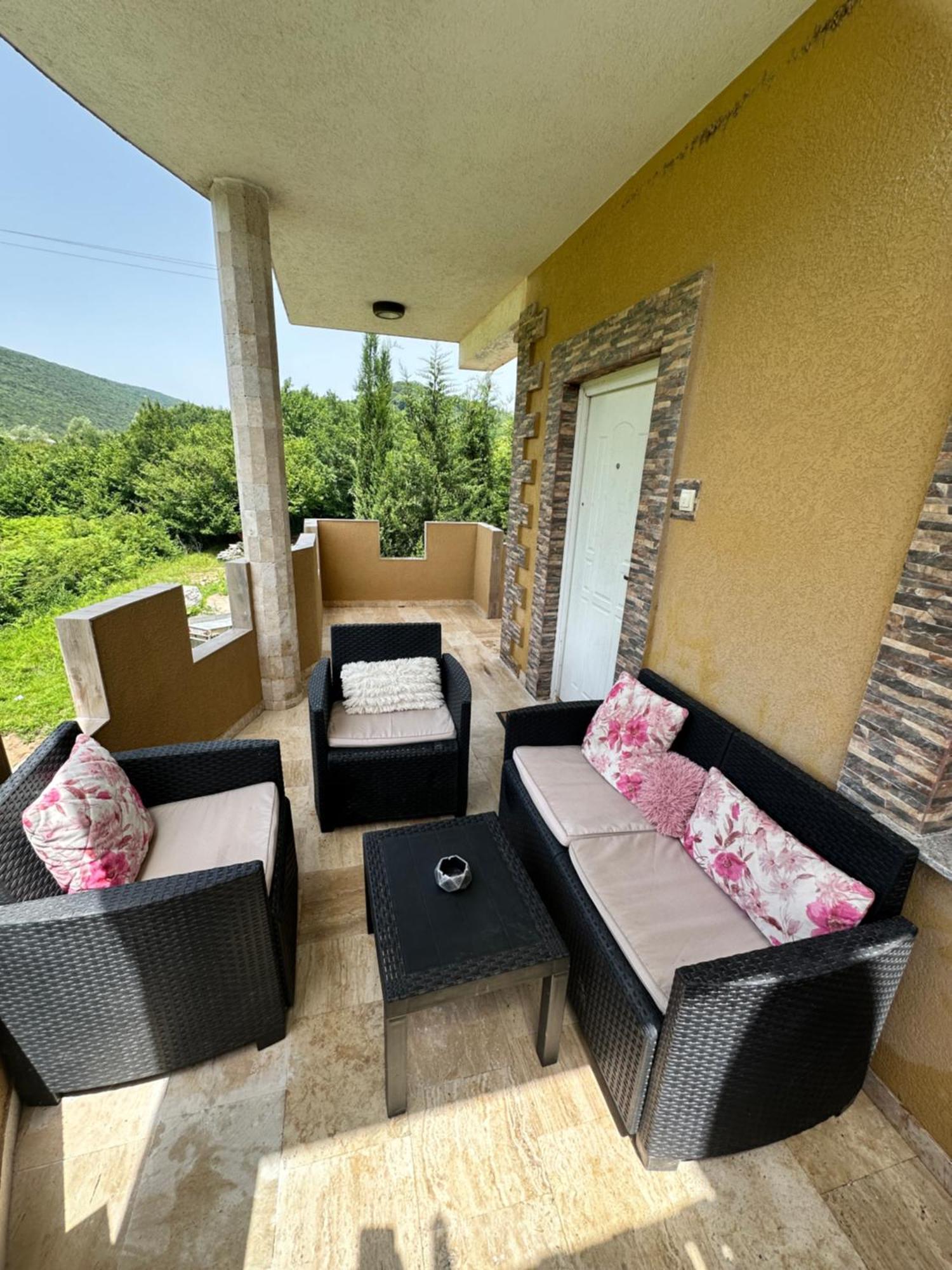 Apartments Ljiljanic Budva Exterior photo